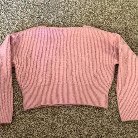Knitted pink long sleeve. - Picture 3 of 3